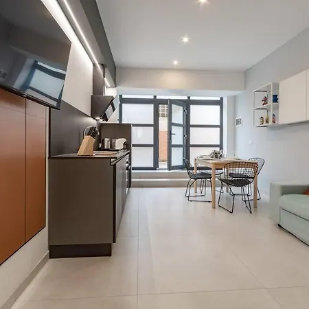 Battle Kitchen Loft * Milan