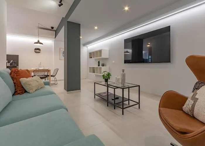 Battle Kitchen Loft Apartment
