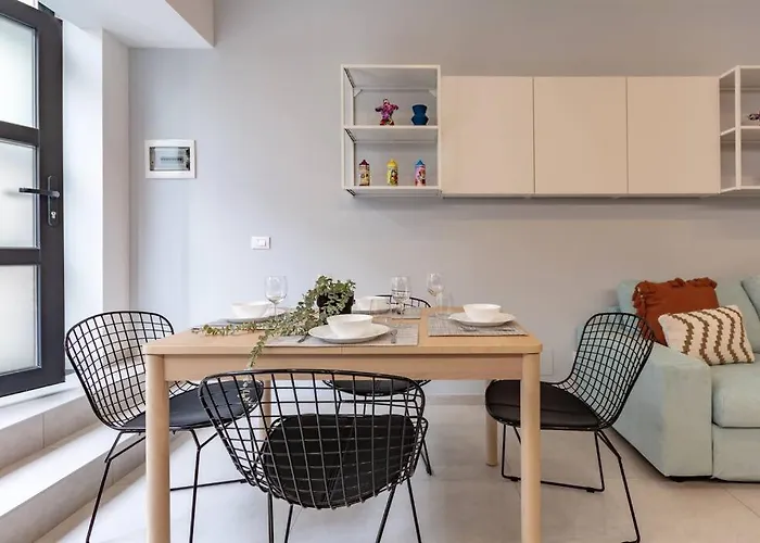 Battle Kitchen Loft Apartment *