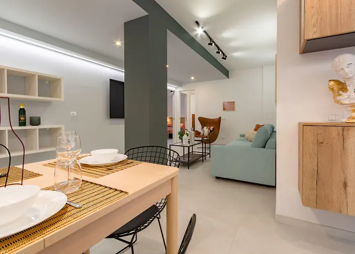 Battle Kitchen Loft Apartment *