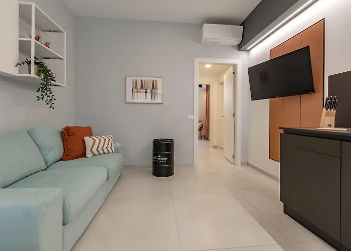Battle Kitchen Loft Apartment *
